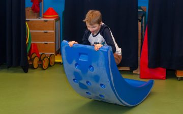 Hoe hoog schommel jij bij buitenschoolse opvang - Up Kinderopvang aan de Derde Werelddreef in Delft