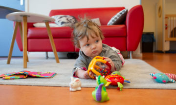 Kruipen en ontdekken bij kinderdagverblijf - Up Kinderopvang aan de Daniël Catterwijckstraat in Rijswijk