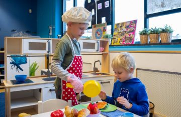 Lekker kokkerellen bij buitenschoolse opvang Up Kinderopvang aan Beetslaan in Rijswijk