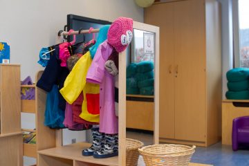 Verkleden bij peuteropvang - Up Kinderopvang aan Böttgerwater - Den Haag Ypenburg
