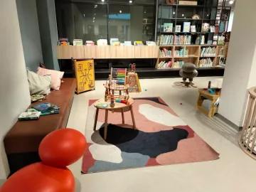 Naar de bibliotheek in Rijswijk